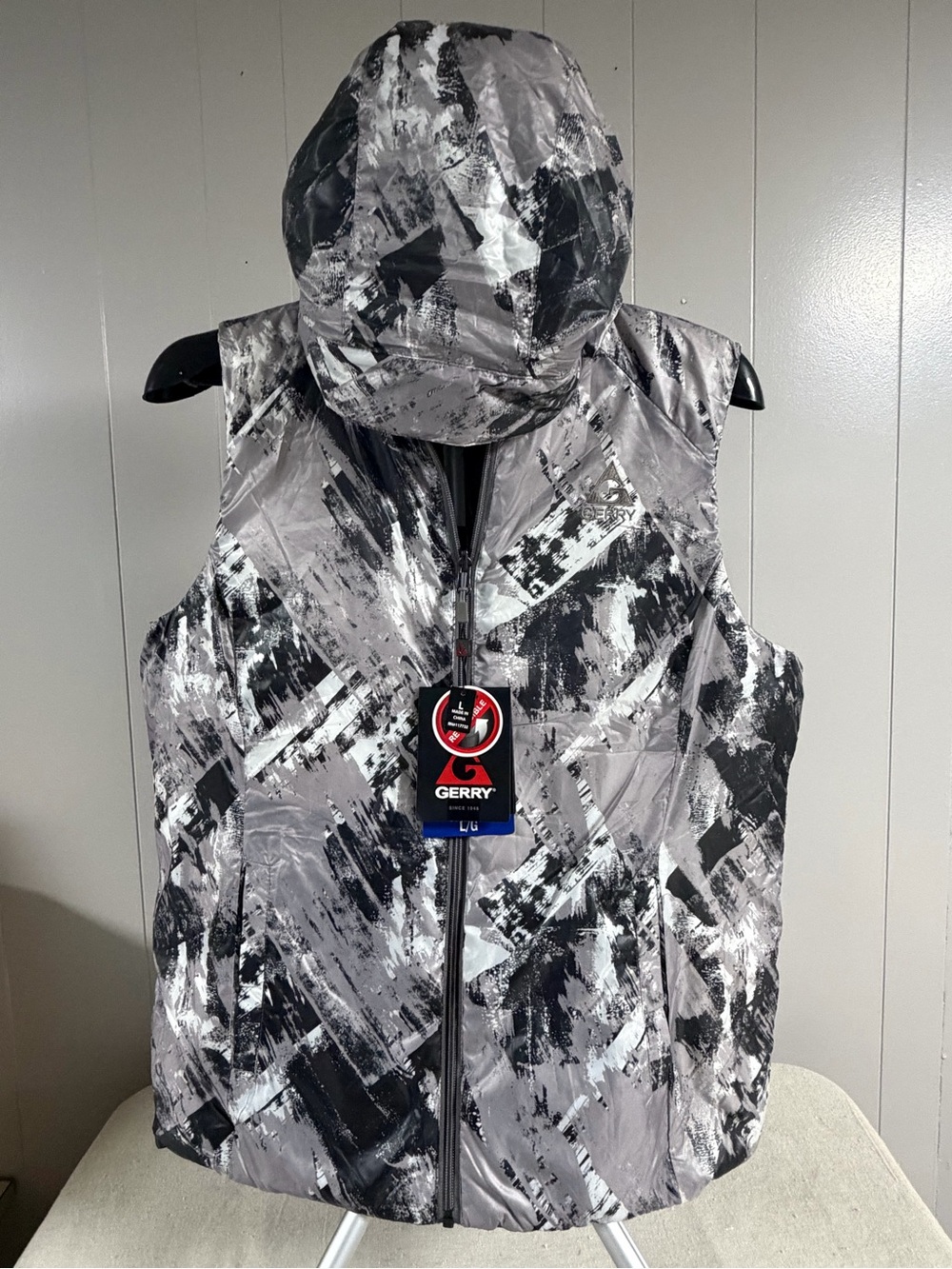 Gerry Grey & Black Printed Reversible Hooded Vest